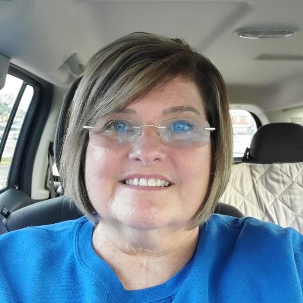 Meet your Posher, Teresa